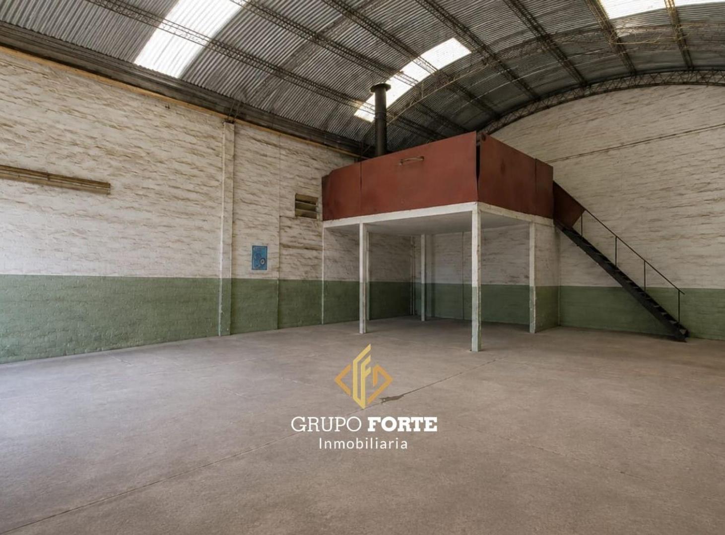Foto de Galpones venta Barrio Empalme- 3 galpones, imagen 2