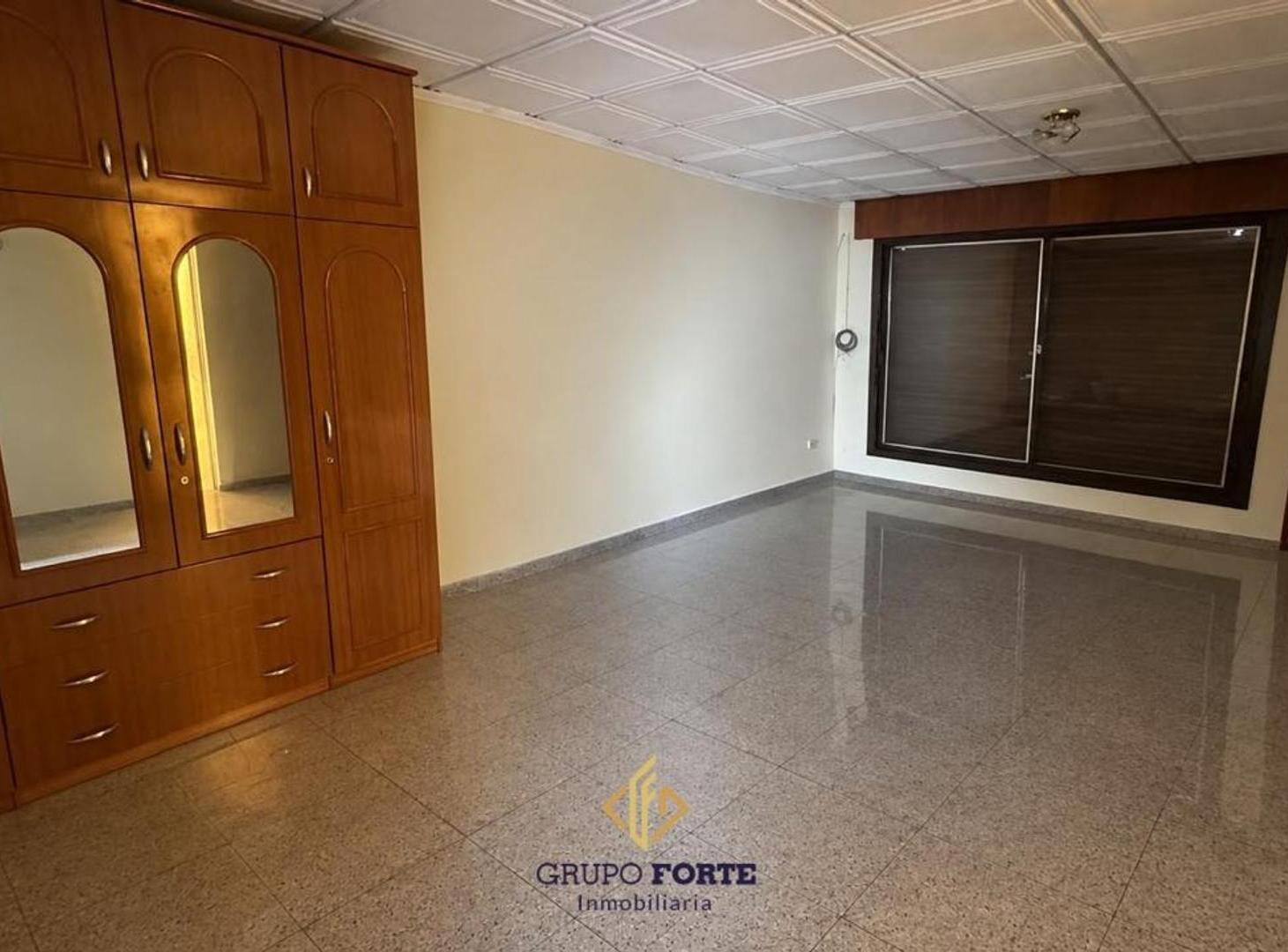 Foto de Casa en venta- Barrio Alberdi, imagen 4