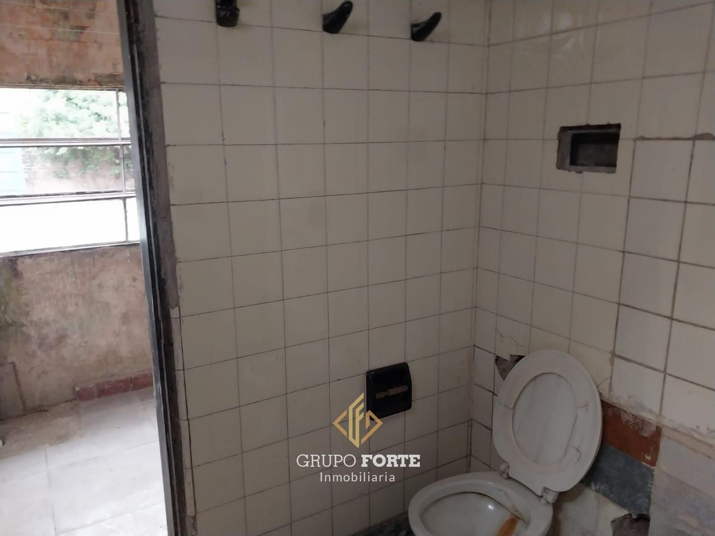 Foto de CASA DE 3 DORMITORIOS EN BARRIO COMERCIAL, imagen 3