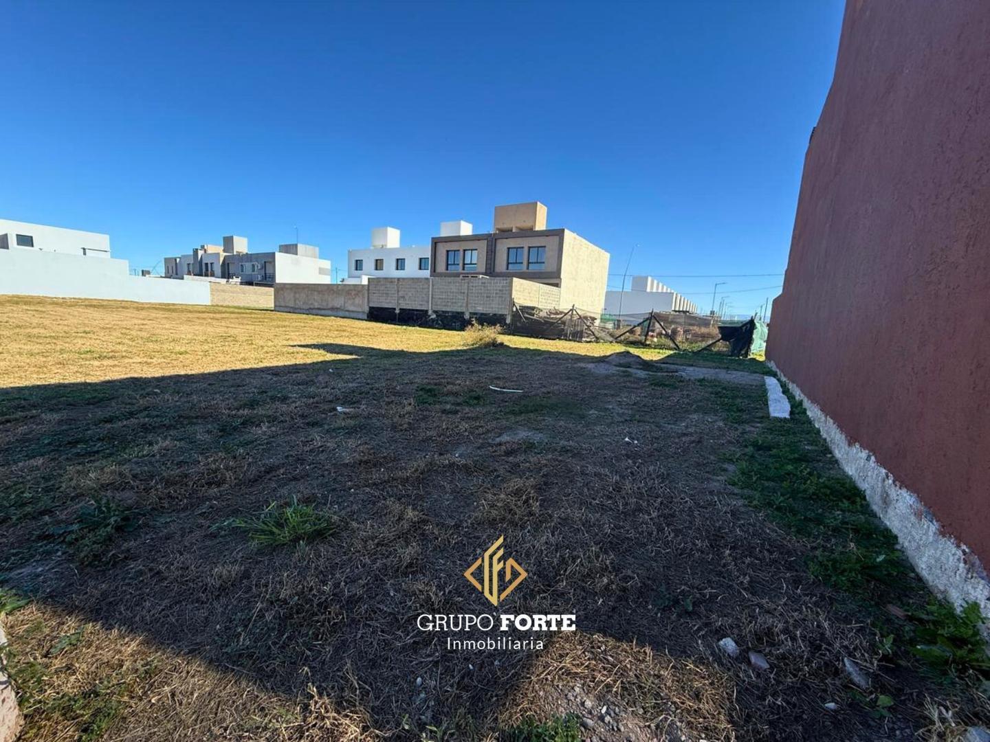 Foto de Lote en venta- RINCONES DE MANANTIALES, imagen 3