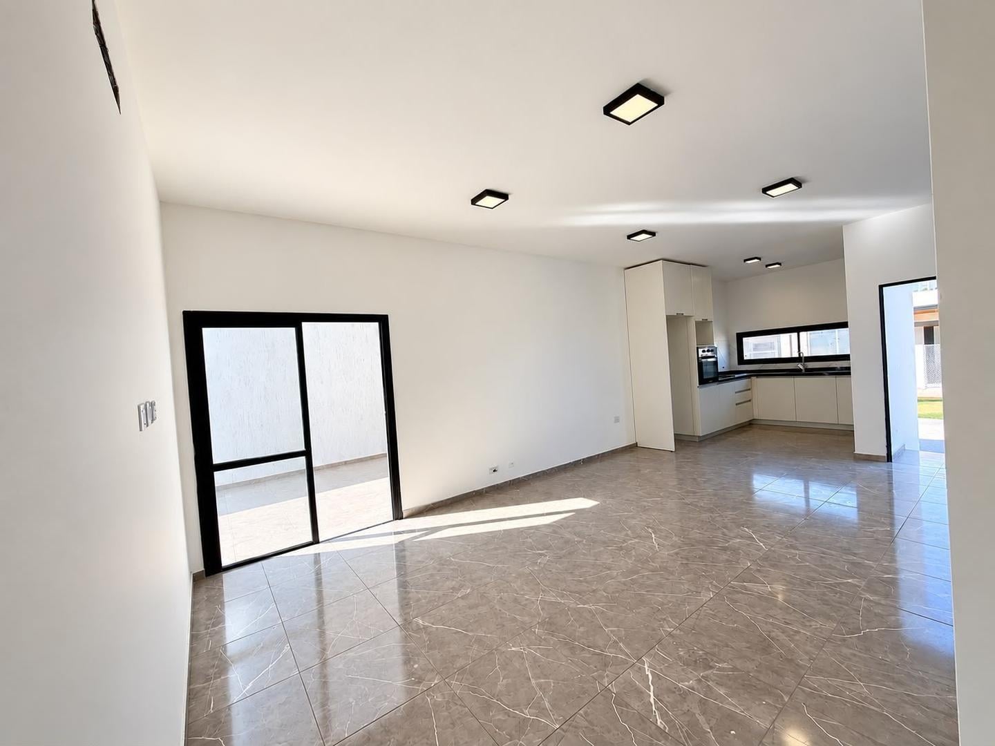 Foto de DUPLEX CON PILETA A ESTRENAR EN VENTA EN BARRIO NORTE 1, imagen 3