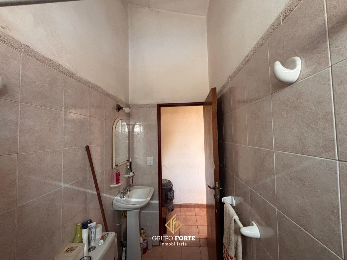 Foto de Casa en venta con escritura - Unquillo, imagen 4