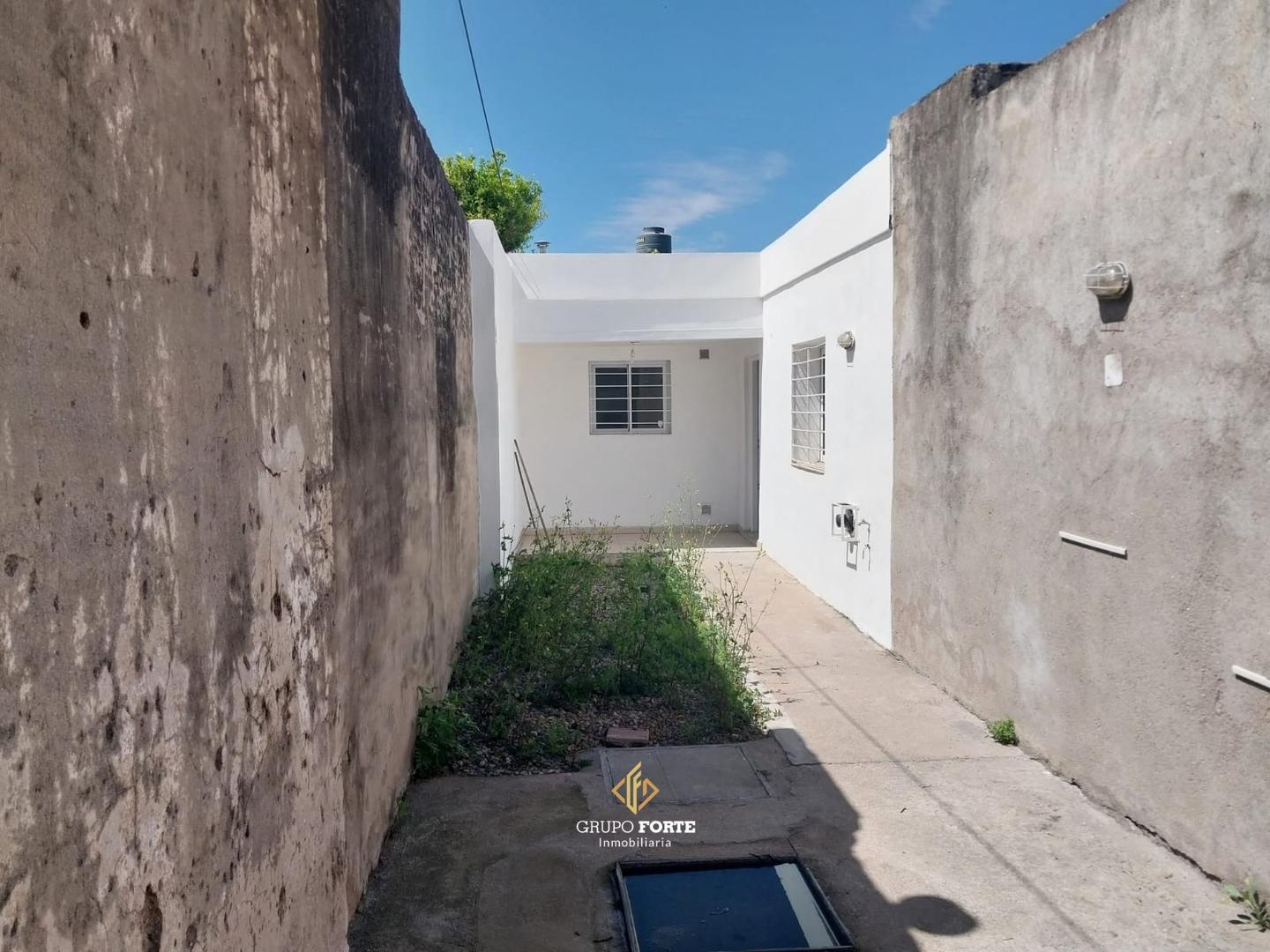 Foto de Casa en VENTA en General Bustos, imagen 1