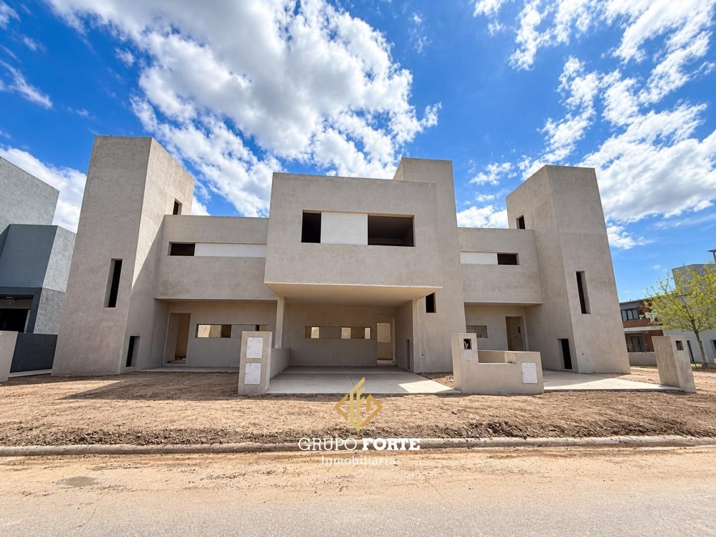Foto de DUPLEX EN VENTA DOCTA. MEJOR UBICACIÓN, imagen 1