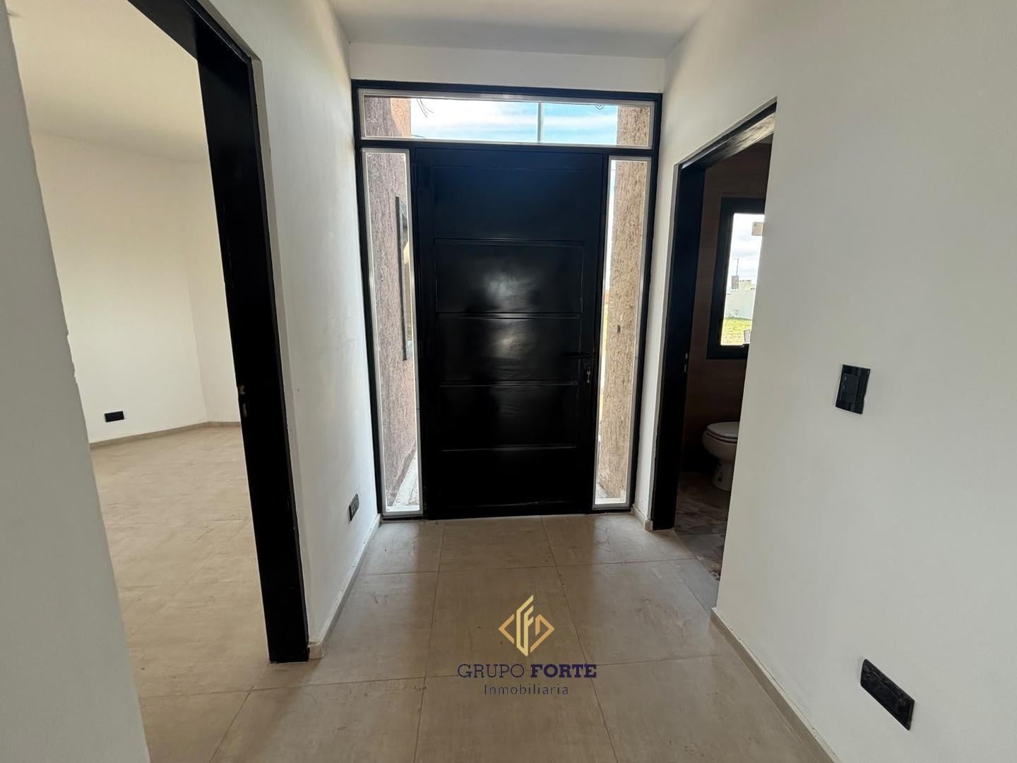 Foto de Casa en venta - Cuestas de Manantiales, imagen 1
