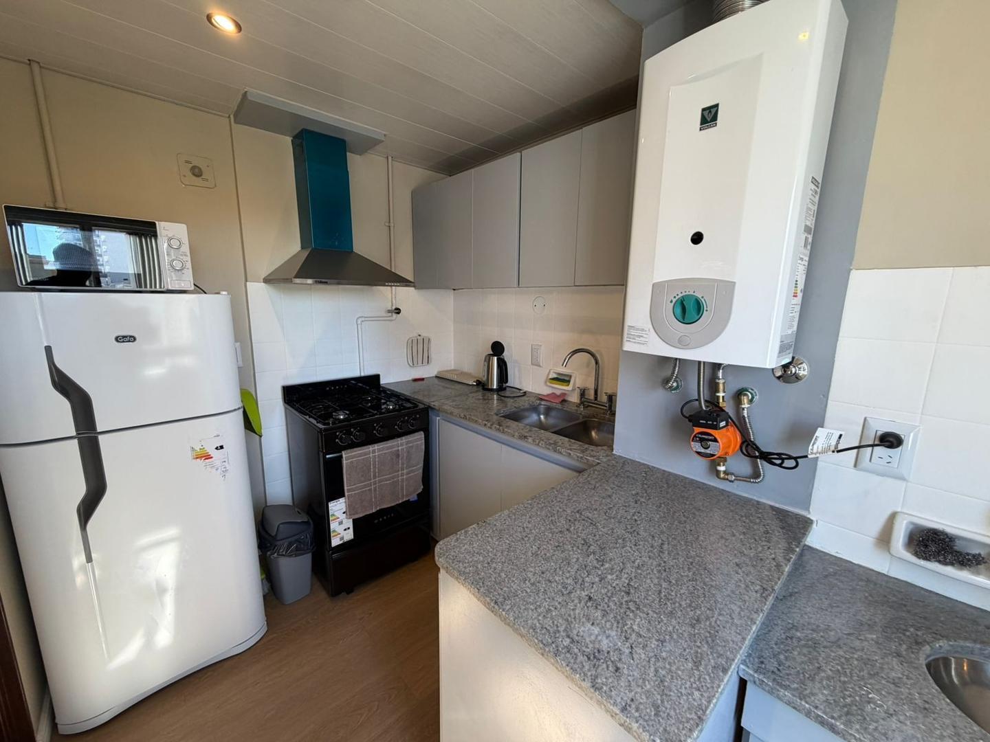 Foto de DEPARTAMENTO REMODELADO A NUEVO Y CON COCHERA EN VENTA, imagen 4