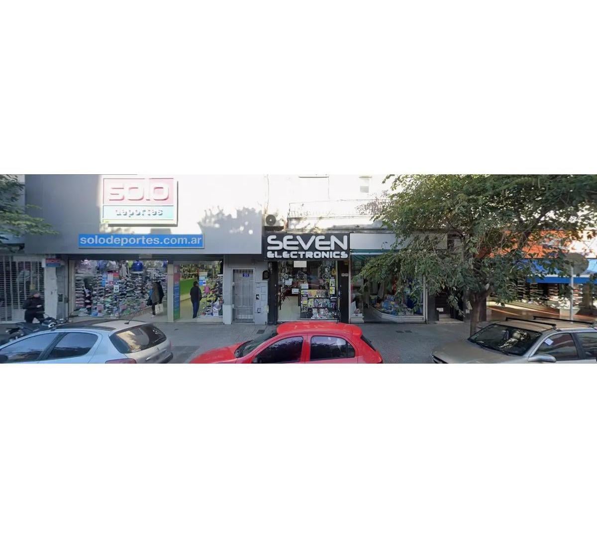Foto de LOCAL EN PLENO FOCO COMERCIAL DE VILLA DEL PARQUE., imagen 5