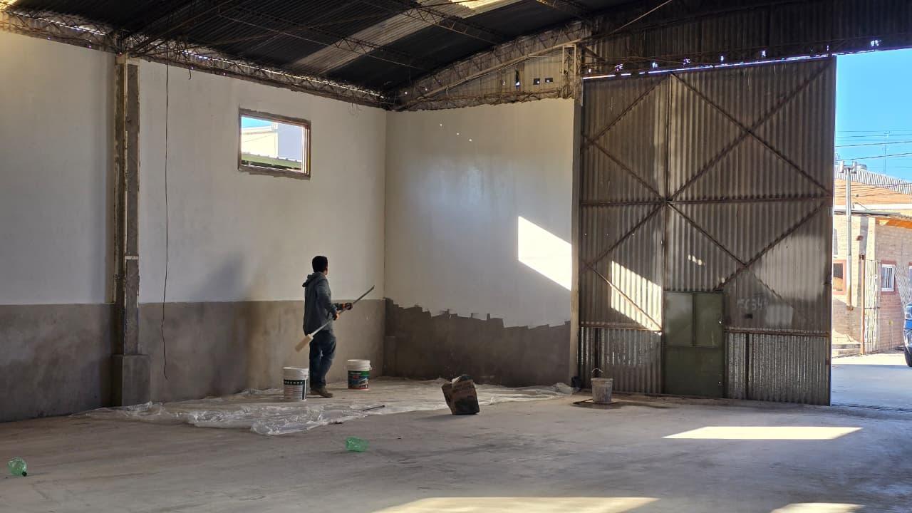 Foto de Galpón 300 M2 con oficina - zona mayorista Yaguar, imagen 5