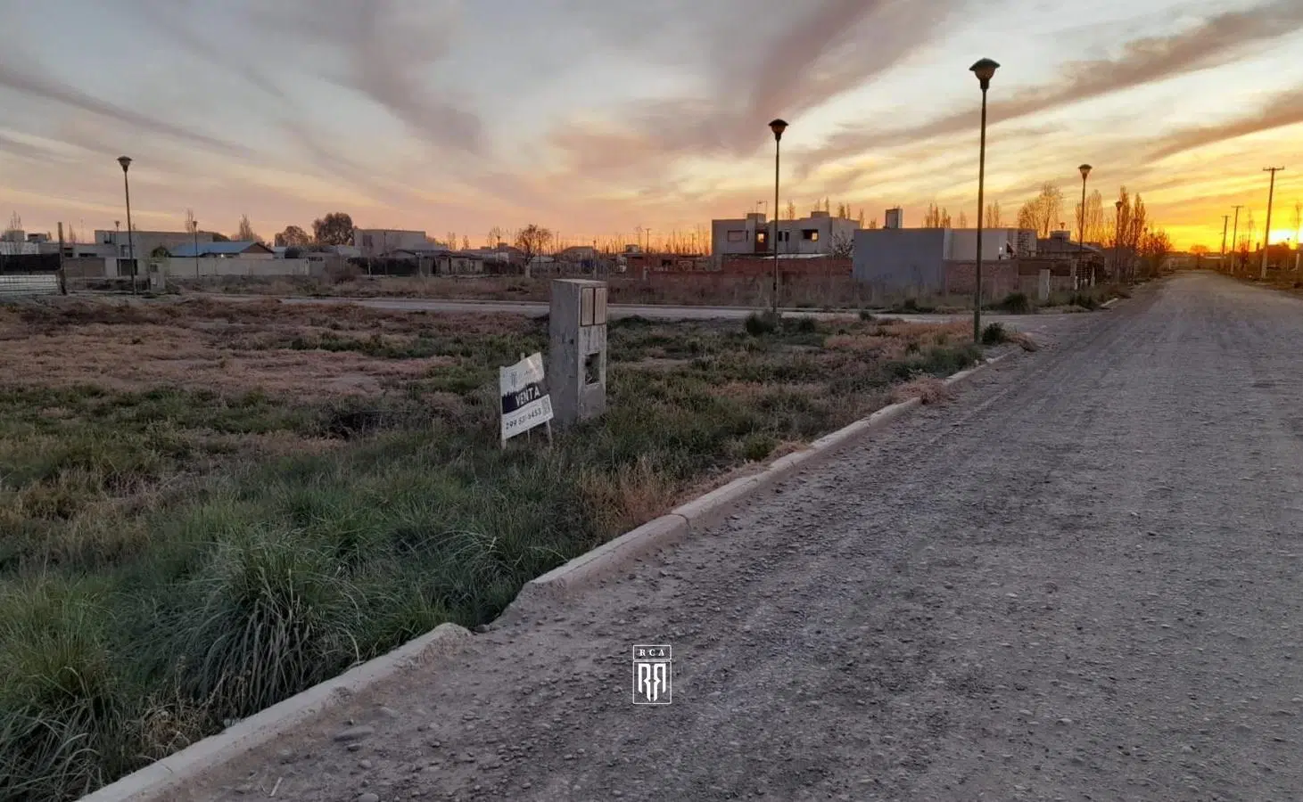 Terreno 450 mts2 en venta - B° Judiciales - Fernández Oro  **todos los servicios** 2