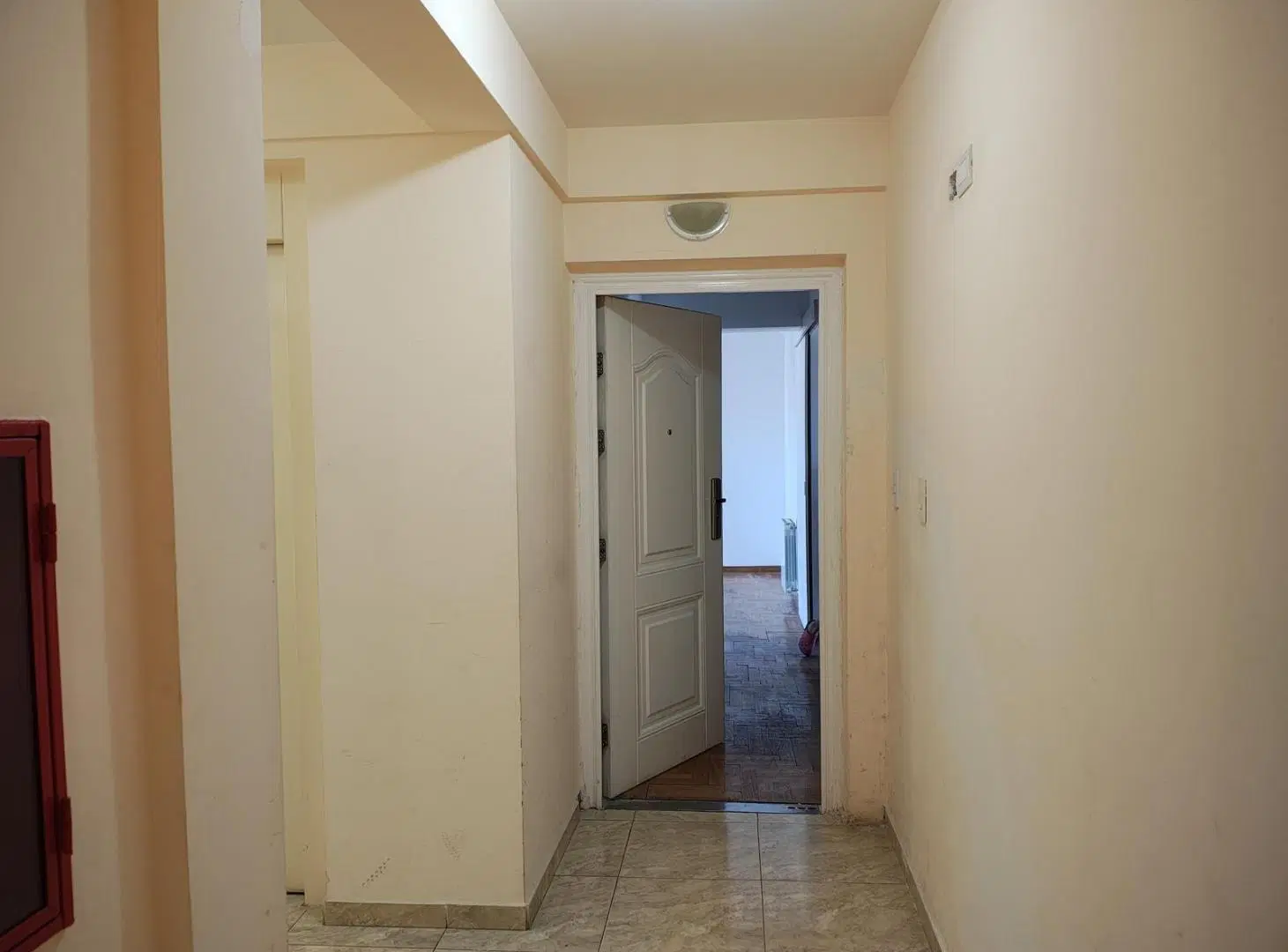 Alquiler depto 2 dormitorios con cochera - Área Centro - Neuquén 2