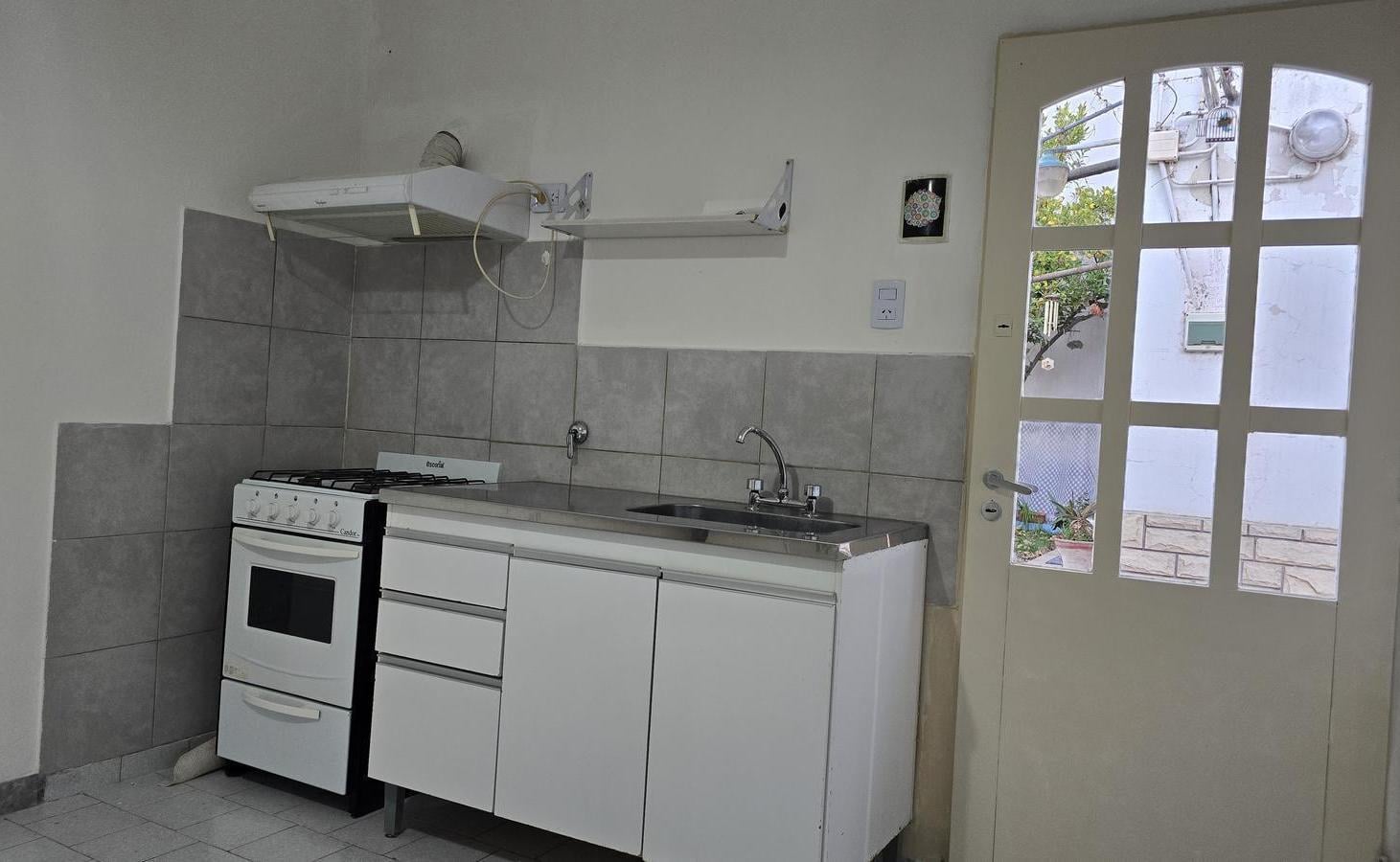 Foto de Depto en alquiler 1 dorm. (p/persona sola) - Centro de Neuquén., imagen 1