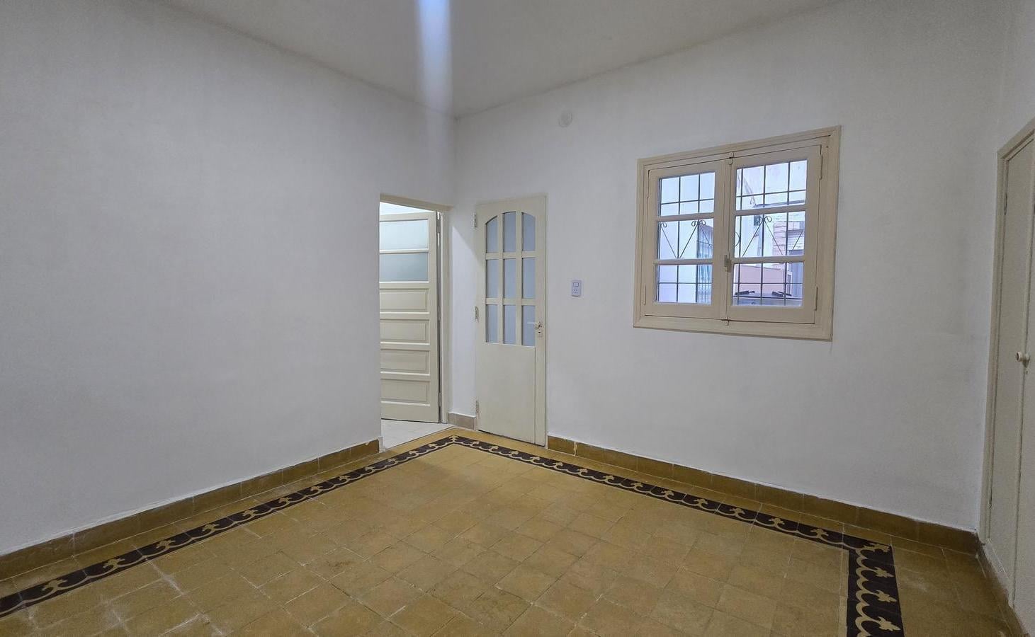 Foto de Depto en alquiler 1 dorm. (p/persona sola) - Centro de Neuquén., imagen 2