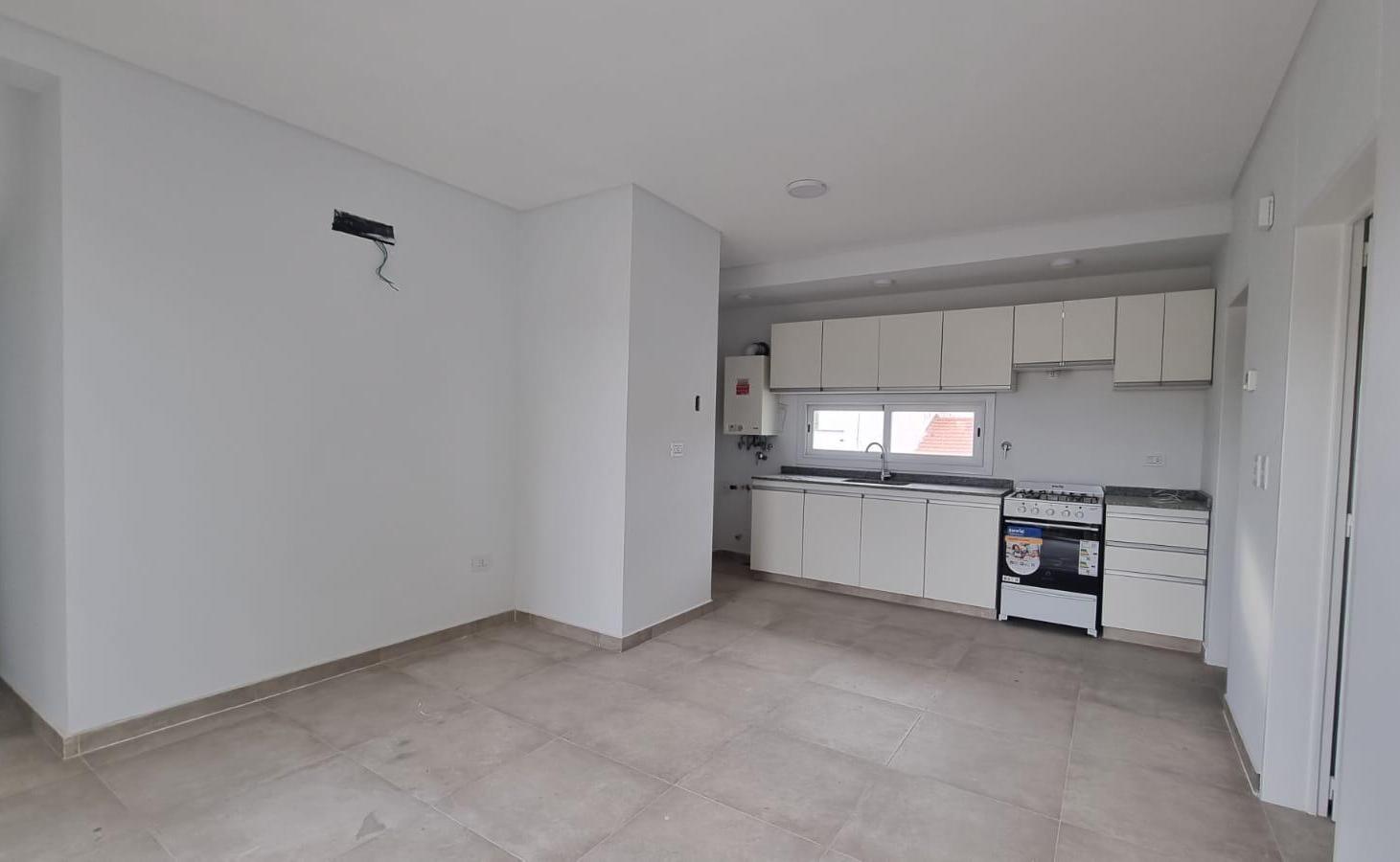 Foto de ALQUILER - Departamento de 1 dormitorio - Area Centro Oeste - Neuquén, imagen 2
