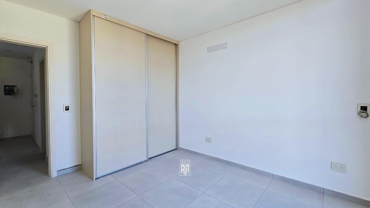 Foto de Departamento 1 DORMITORIO con cochera en VENTA - Ciudad de Centenario, imagen 5