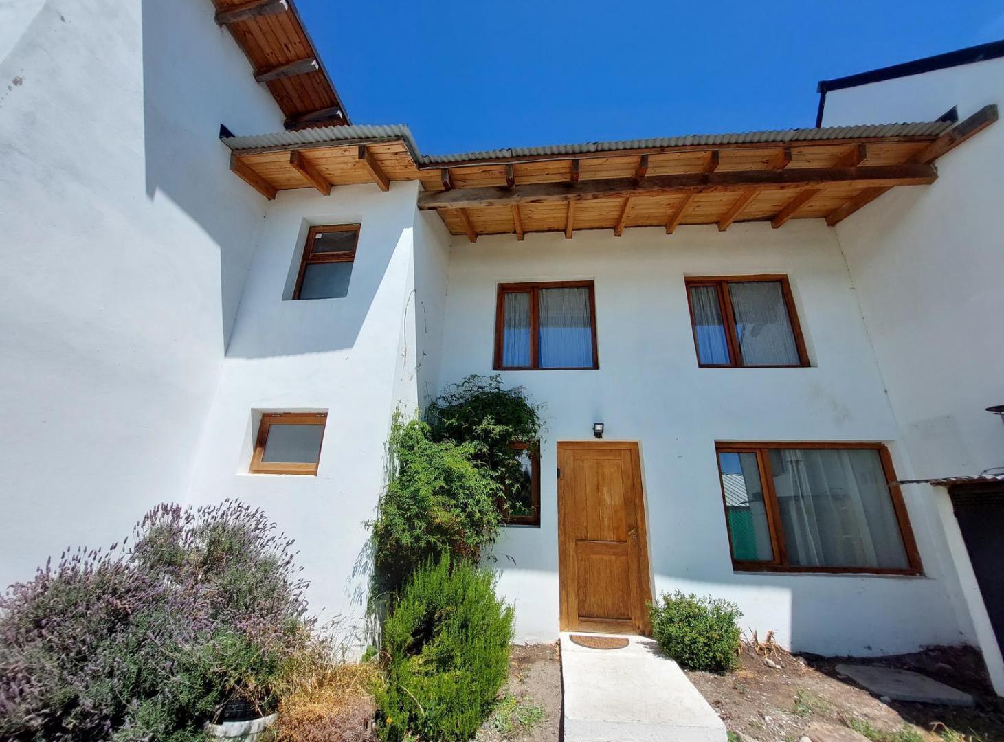 Foto de VENTA DE COMPLEJO DE CABAÑAS EN BARILOCHE (5 cabañas con Quincho), imagen 1