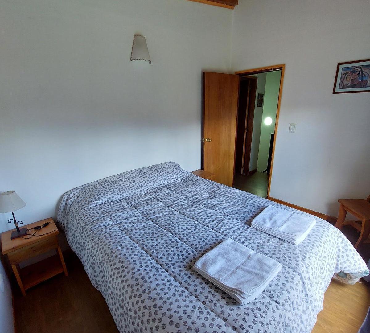 Foto de VENTA DE COMPLEJO DE CABAÑAS EN BARILOCHE (5 cabañas con Quincho), imagen 2