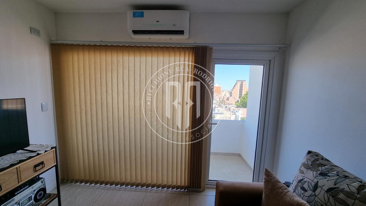 Foto de Alquiler - Depto Amoblado 1 dorm - Neuquén (plazo mínimo 3 meses), imagen 2