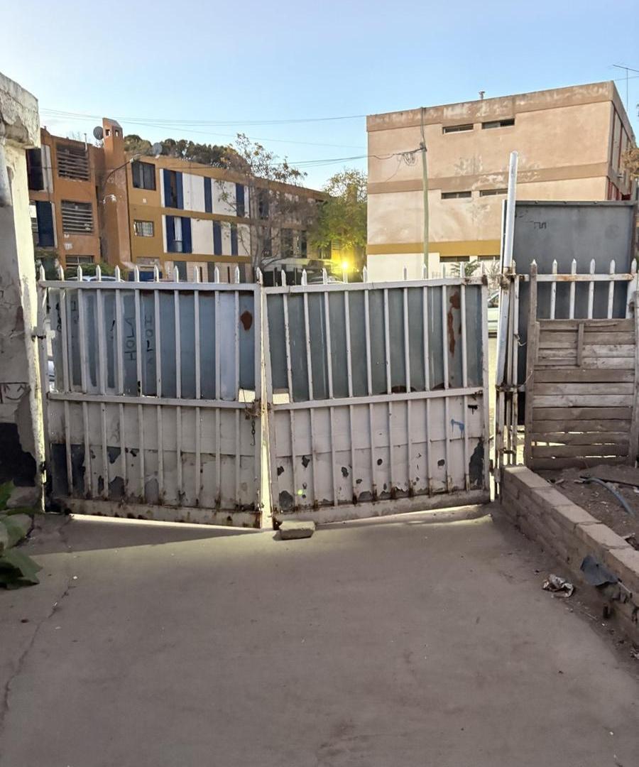 Foto de VENTA de LOTE con local, casa y departamento en excelente ubicación, imagen 4