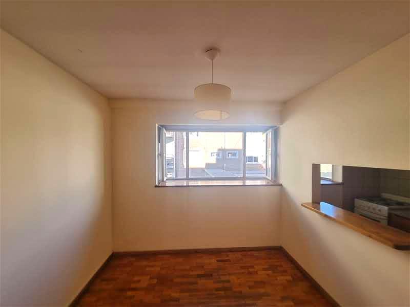Foto de Departamento en alquiler un dormitorio con cochera - Cipolletti Centro, imagen 3