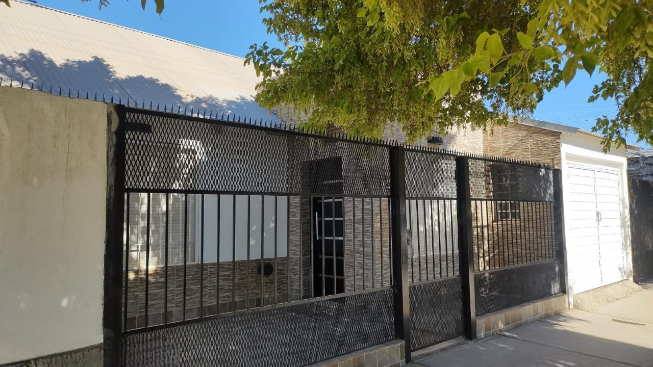 Foto de Casa en VENTA sobre Naciones unidas - 3 dorm - Cipolletti, imagen 2