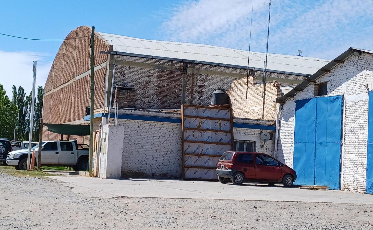 Foto de Frigorífico en VENTA - ciudad de Cinco Saltos, imagen 2