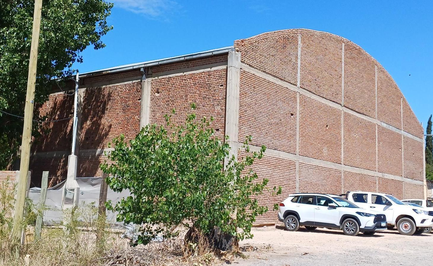 Foto de Frigorífico en VENTA - ciudad de Cinco Saltos, imagen 1