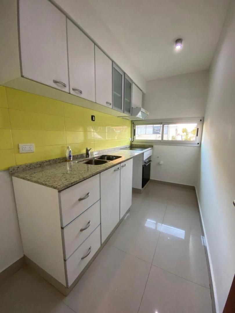 Foto de Departamento 2 amb. - Castelar Sur - Pje. Ada Elflein 2500, imagen 4
