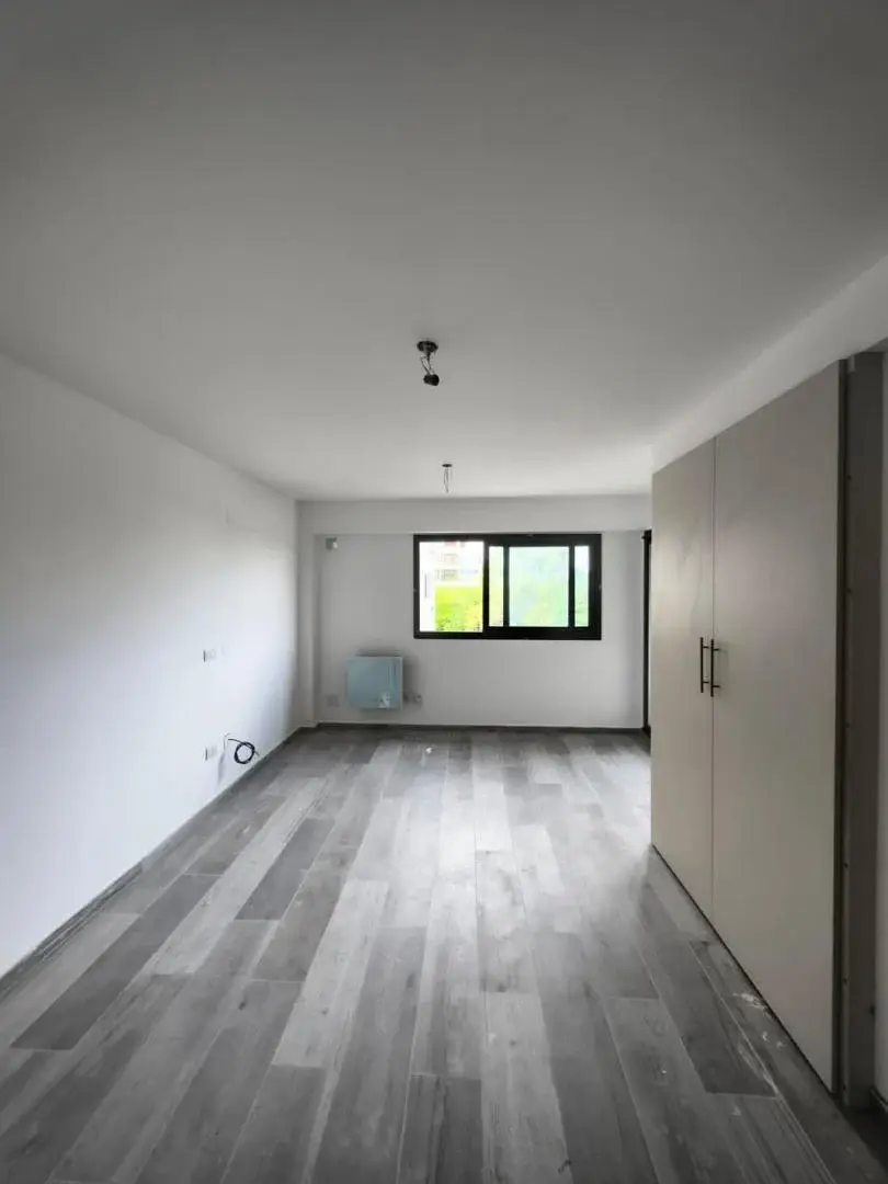 Departamento en Alquiler - Monoambiente c/cochera 3