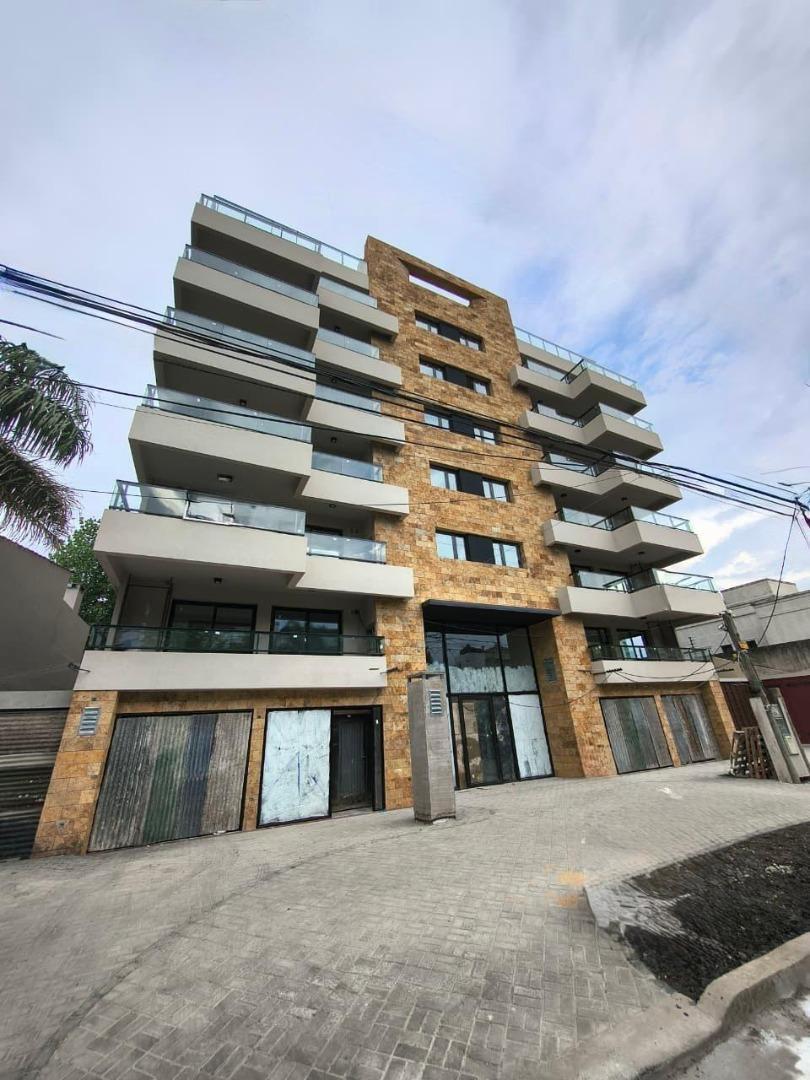 Departamento en venta- 3 amb con cochera - Ituzaingó Norte