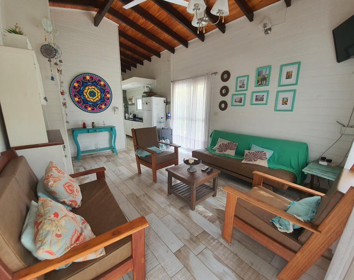 Hermosa Casa en Venta en Rincon Santa Maria 2