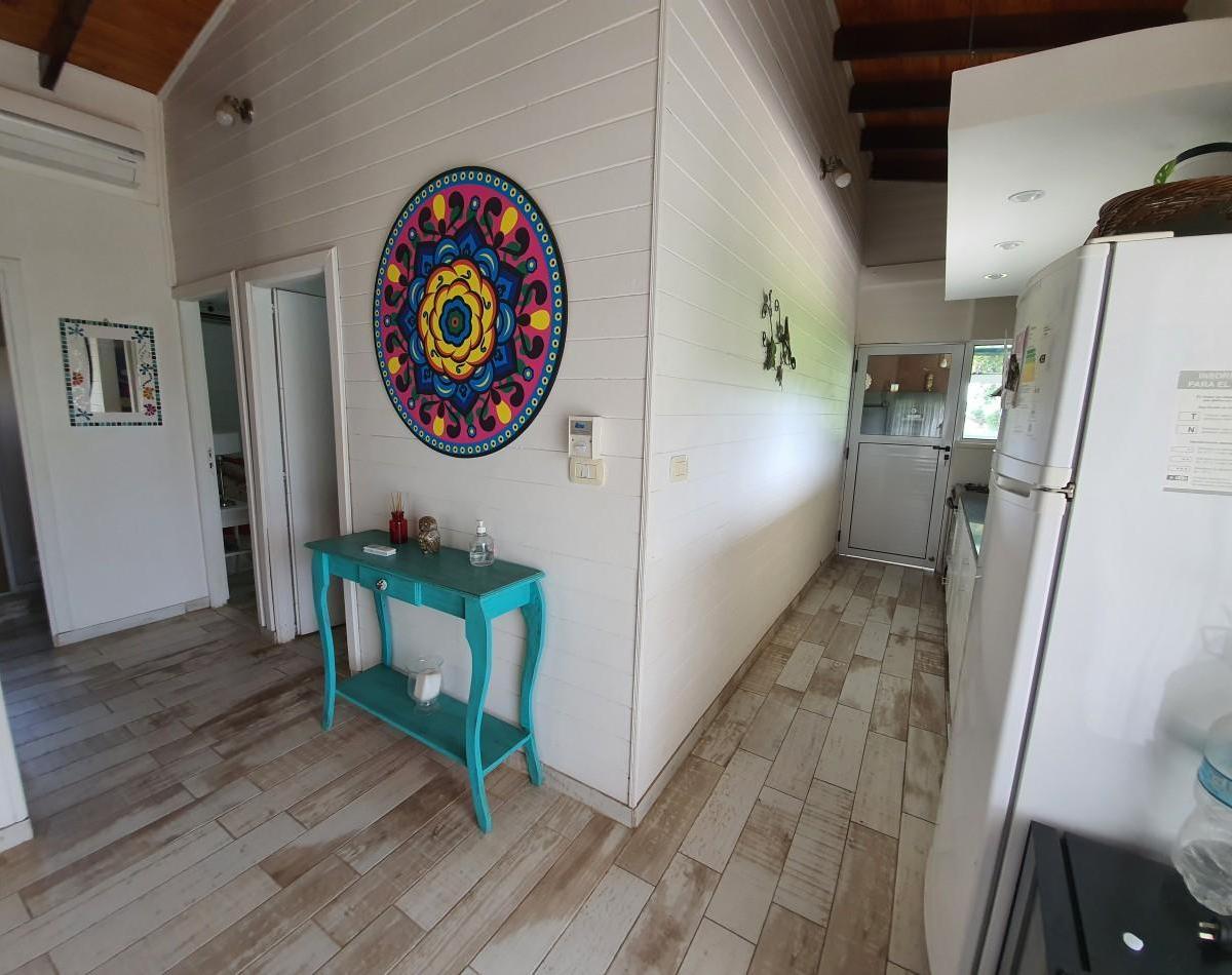 Hermosa Casa en Venta en Rincon Santa Maria 1