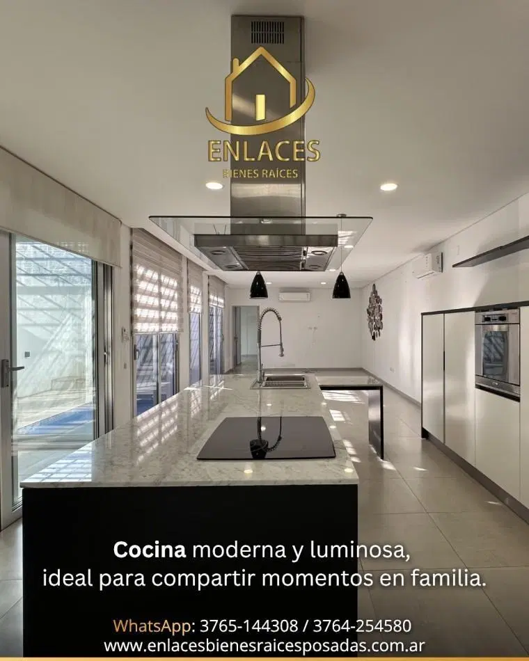 Espectacular casa en venta de 4 dormitorios en Posadas 3