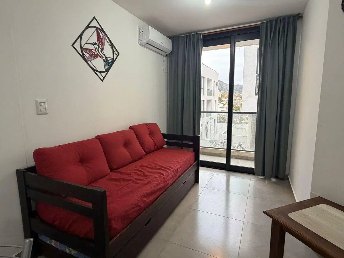 DEPARTAMENTO EN VENTA EN LA MEJOR UBICACION DE CARLOS PAZ 4