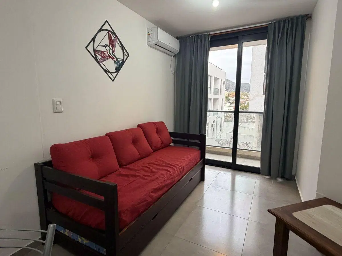 DEPARTAMENTO EN VENTA EN LA MEJOR UBICACION DE CARLOS PAZ 3