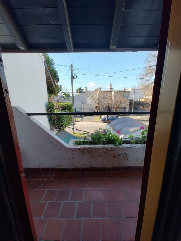 Foto de Casa de 4 ambientes con dependencia!!, imagen 5