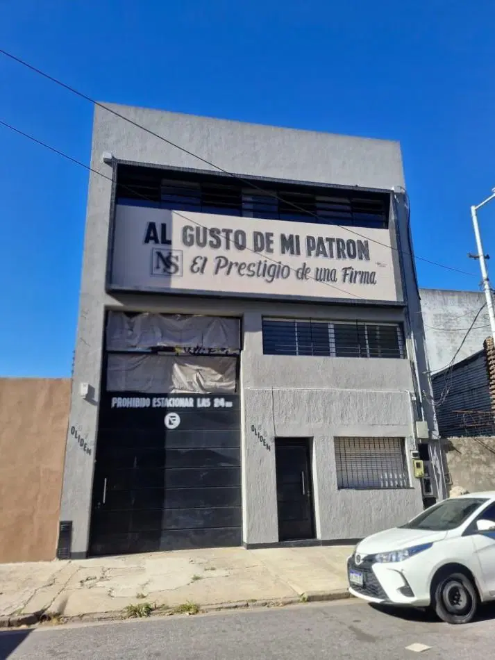GALPON EN ALQUILER EN PIÑEYRO. 480 M2 EN DOS PLANTAS MAS UN ENTREPISO 1