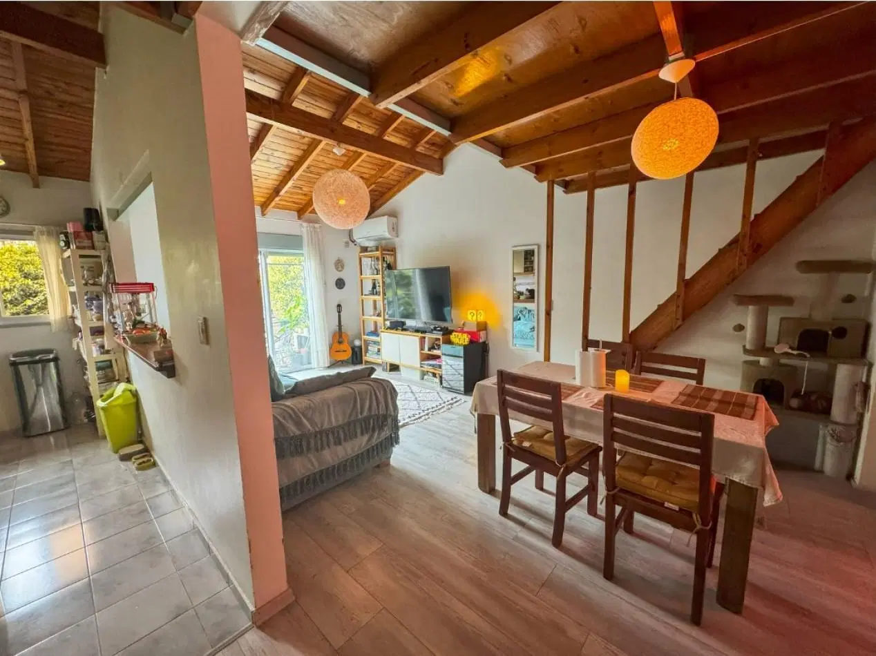Piso de 4 ambientes con 2 cocheras cubiertas y 2 Bauleras 2