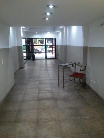 Foto de DEPARTAMENTO EN ALQUILER, 3 AMBIENTES Y BALCON. CENTRO DE AVELLANEDA, imagen 5