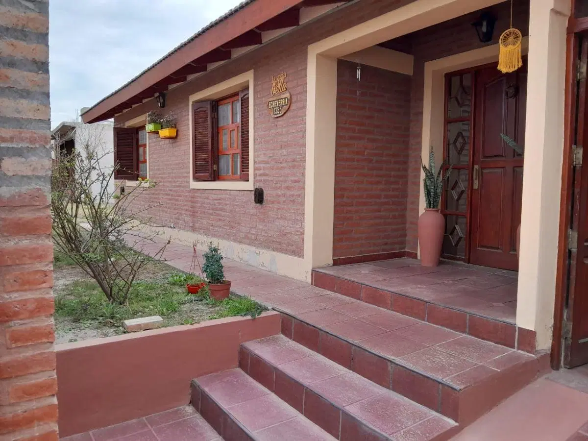 CASA MÁS DEPARTAMENTO Y TERRENO CON EDIFICACIÓN EN VENTA EN SANTA MARIA DE PUNILLA. CA254 3