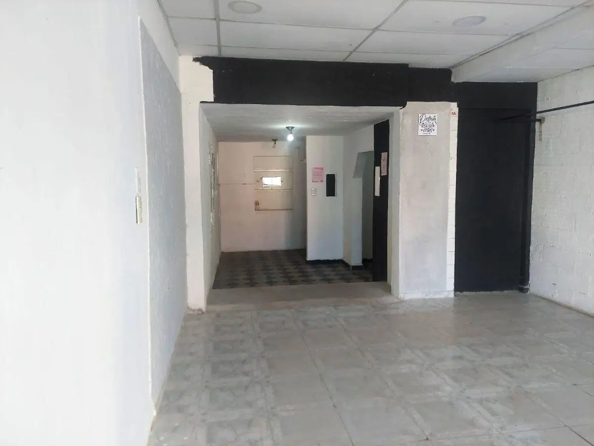 LOCAL COMERCIAL EN ALQUILER EN EL CENTRO DE SANTA MARÍA, SOBRE AV. SAN MARTÍN. 5
