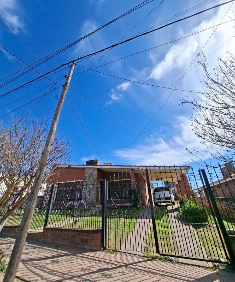 Foto de CASA MÁS DEPARTAMENTO EN VENTA EN EL CENTRO DE SANTA MARIA DE PUNILLA, imagen 3