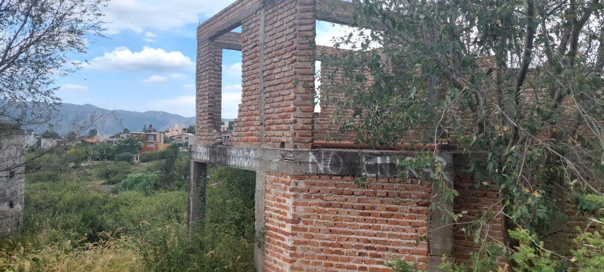 Foto de TERRENO CON CONSTRUCCIÓN A LA VENTA EN VILLA PARQUE SIQUIMAN. TE72, imagen 1