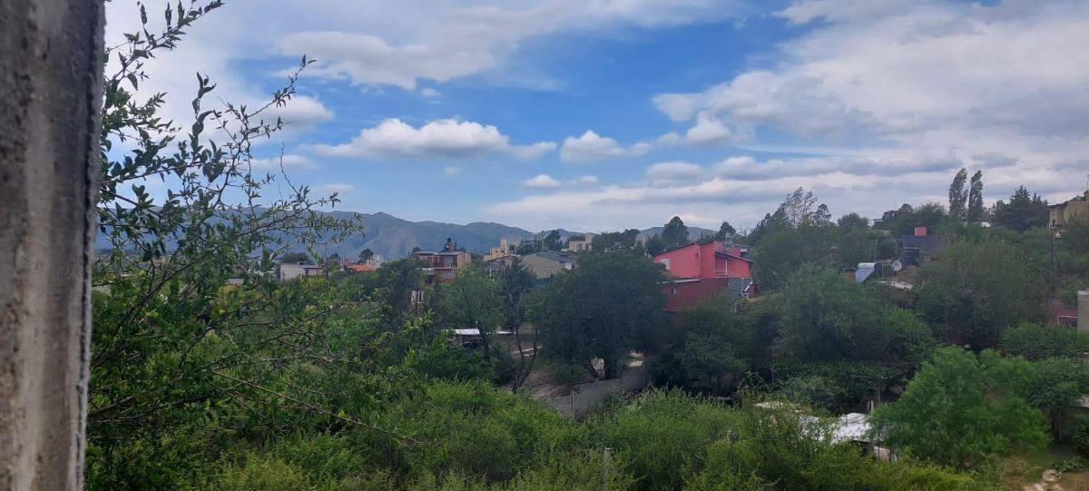 Foto de TERRENO CON CONSTRUCCIÓN A LA VENTA EN VILLA PARQUE SIQUIMAN. TE72, imagen 2