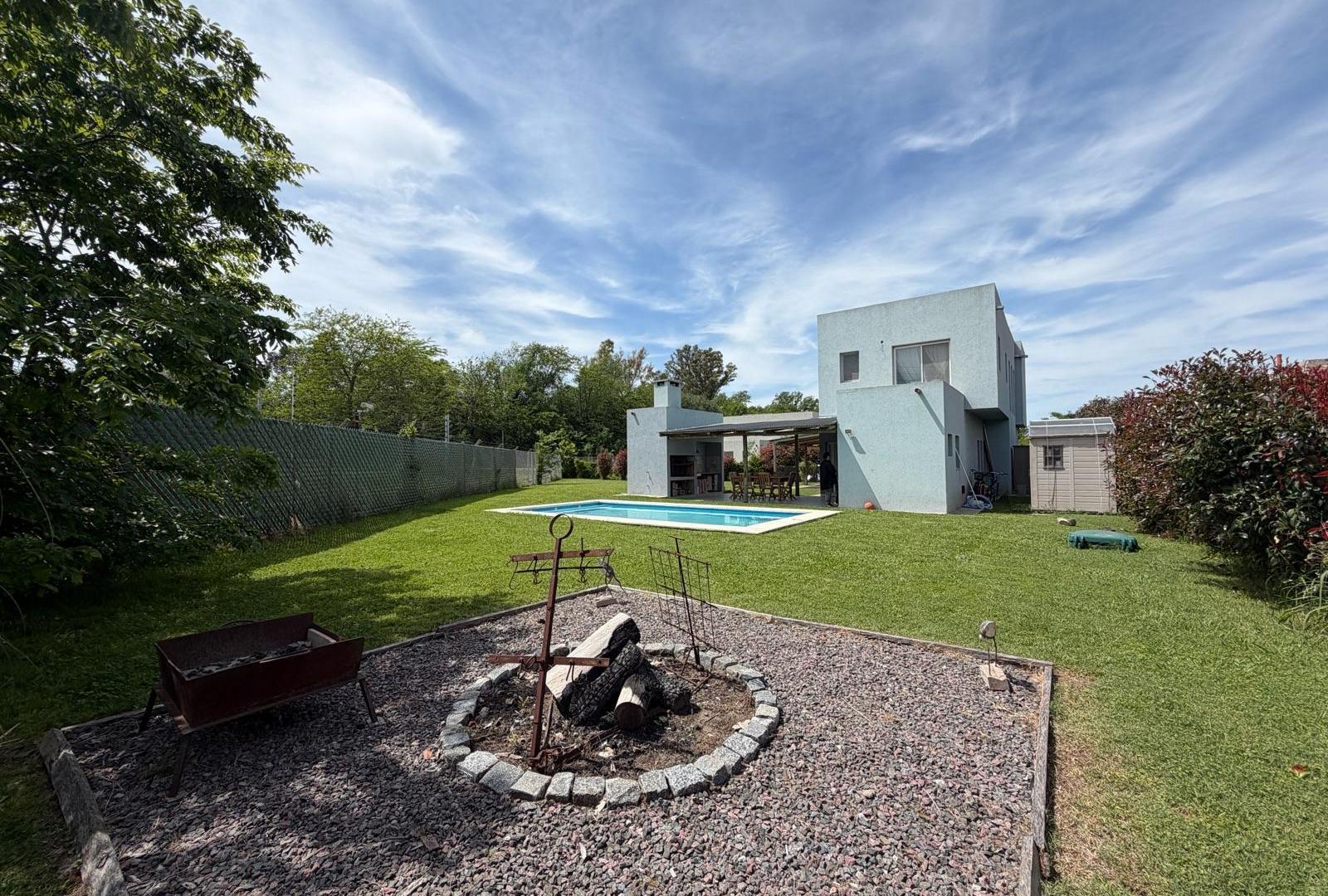 Casa en venta en Santa Guadalupe Pilar del Este | VCO Propiedades