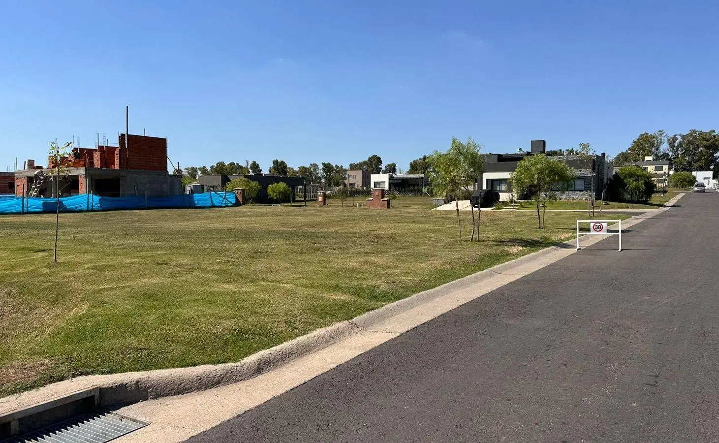 Oportunidad Lote en Venta en Santa Elisa Pilar del Este I VCO Propiedades 4
