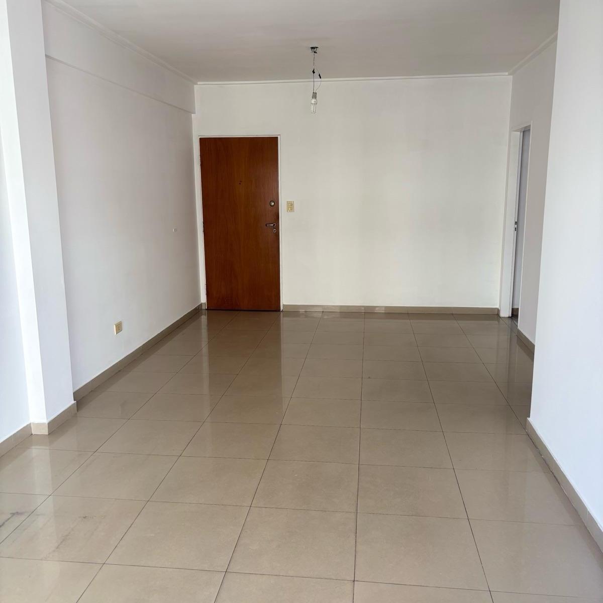 Departamento en Villa del Parque 5