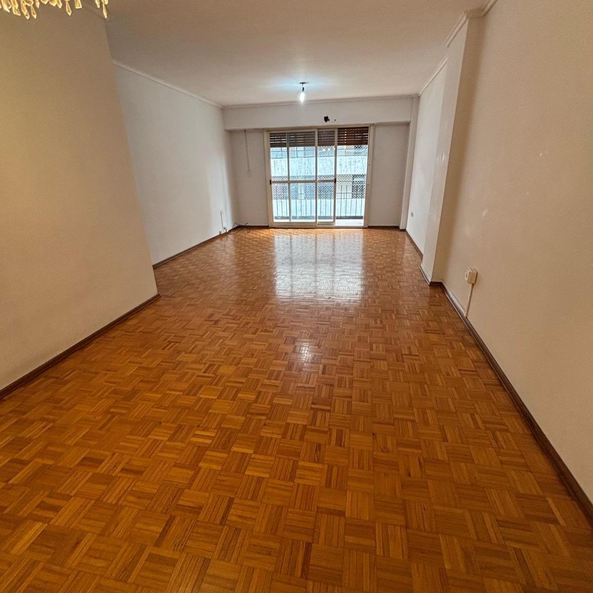 Departamento en Coghlan 3