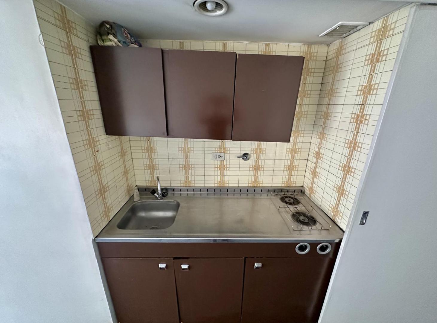 Foto de VENTA DEPARTAMENTO MONOAMBIENTE RETIRO - JUNCAL Y ESMERLDA, imagen 3
