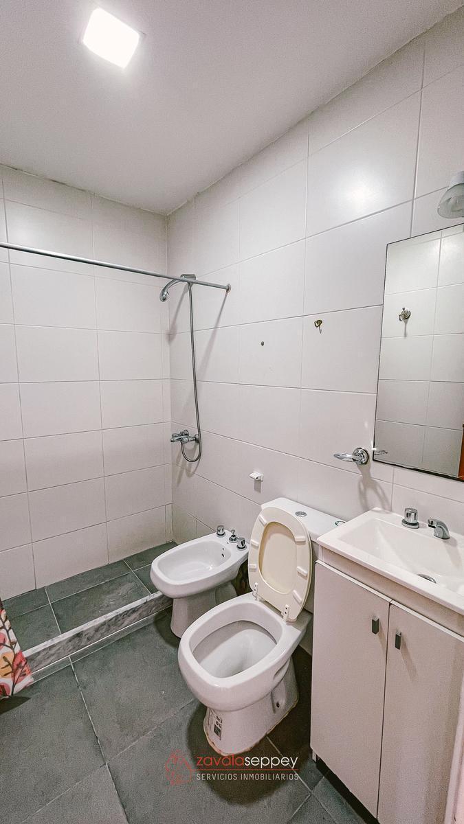 Oficinas en Venta - Excelente Ubicación - Permuta Directa Dpto 5