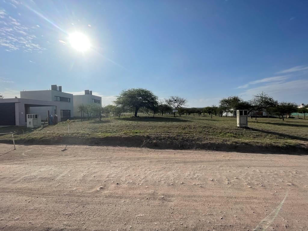 VILLA CATALINA LÍMETE C/BELA VISTA - 700 M2 - BARRIO CERRADO CON SEGURIDAD